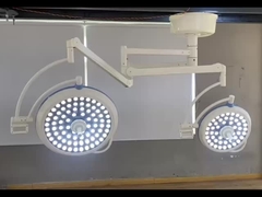 Luz quirúrgica LED de alta intensidad con brillo ajustable y reducción de sombras
