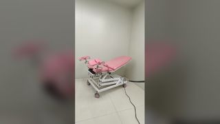 Examen ginecológico eléctrico.
